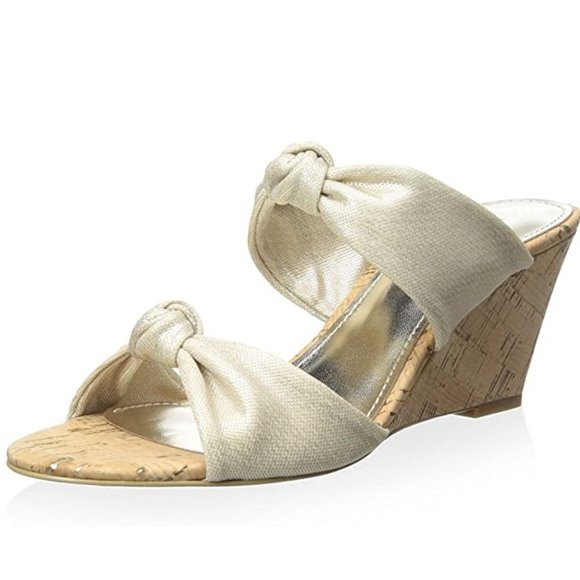 Donald J Pliner Pela Women's Knotted Wedge Slider - Picture 1 of 9